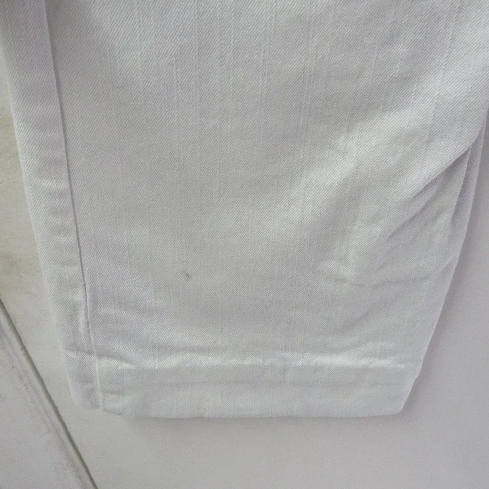 Liz Claiborne White Jeans Size 10 - Picture 9 of 16